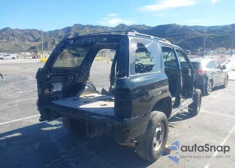 2004 Chevrolet Tahoe Lt z USA, uszkodzony, nr VIN 1GNEK13T84R272994